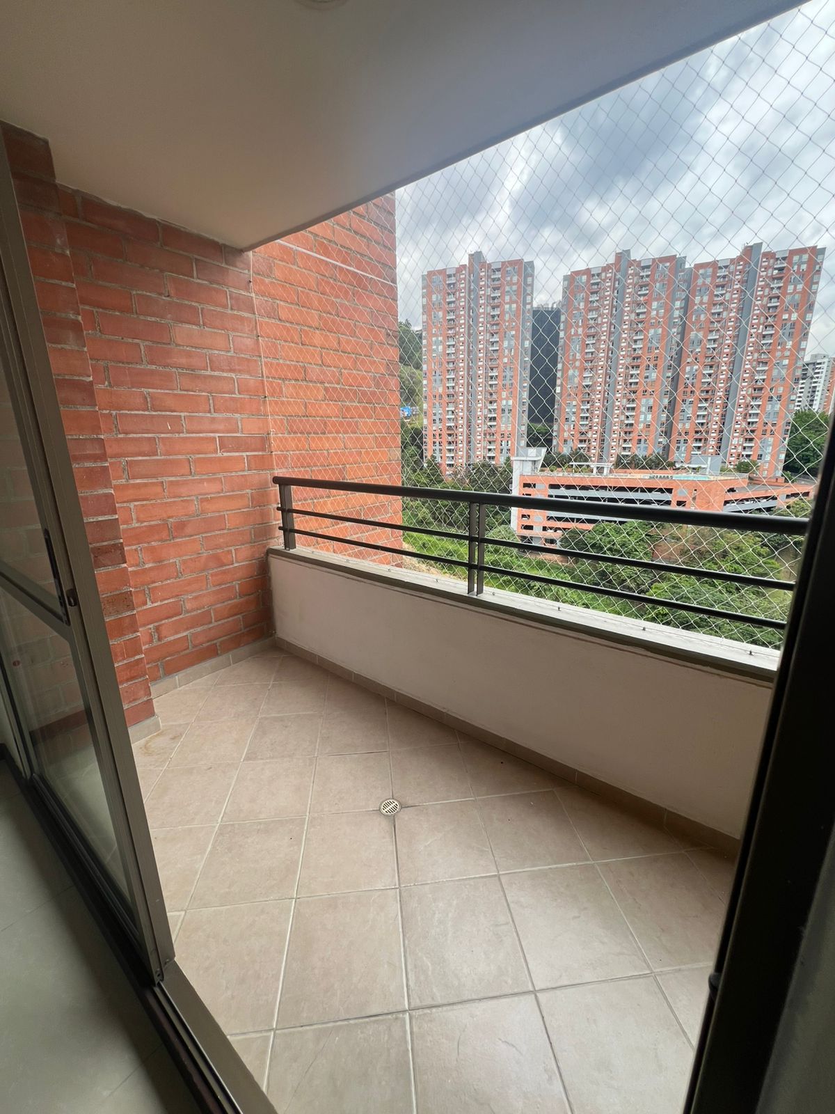 Apartamento en arriendo Antioquia Medellín San Diego 80 m2 Habitaciones 3 Baños 2 Garajes 1 Precio $3500000