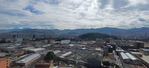 Consultorio en arriendo Antioquia Medellín San Diego 29 m2 Habitaciones 0 Baños 1 Garajes 1 Precio $4350000