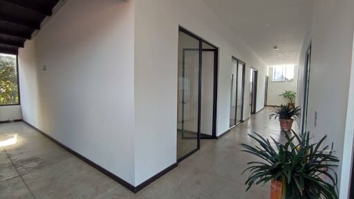 Oficina en arriendo Antioquia El Carmen De Viboral El Carmen De Viboral 19 m2 Habitaciones 0 Baños 2 Garajes 2 Precio $1300000