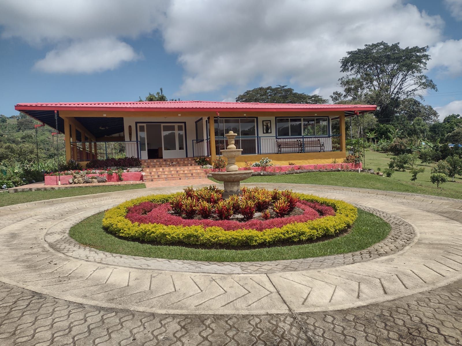 Finca en venta Valle Del Cauca La Cumbre La Cumbre 17000 m2 Habitaciones 6 Baños 7 Garajes 10 Precio $990000000