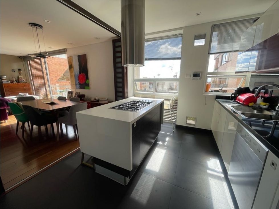 Apartamento en arriendo Cundinamarca Bogotá Bellavista 150 m2 Habitaciones 3 Baños 5 Garajes 2 Precio $10500000