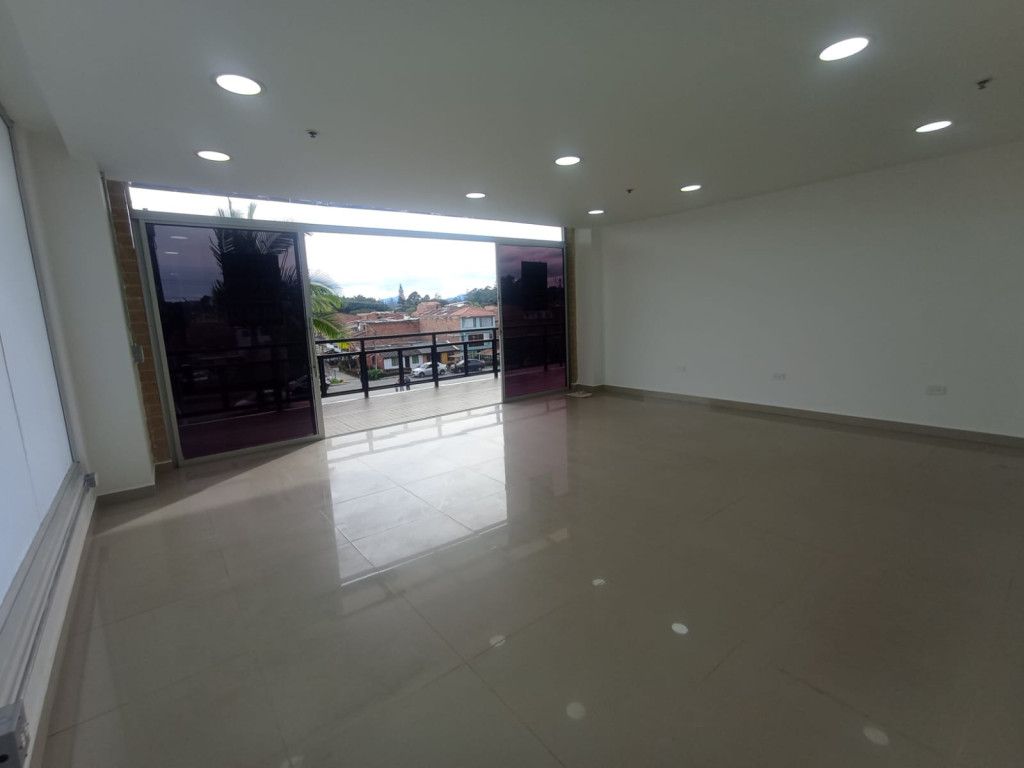 Local en venta Antioquia Rionegro El Porvenir 45 m2 Habitaciones 0 Baños 1 Garajes 0 Precio $500000000