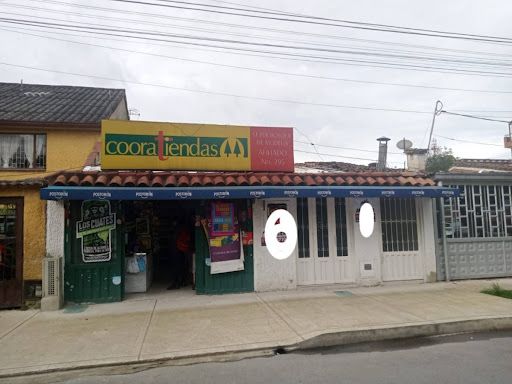 Casa en arriendo Cundinamarca Bogotá Santa Cecilia 350 m2 Habitaciones 5 Baños 2 Garajes 0 Precio $8000000