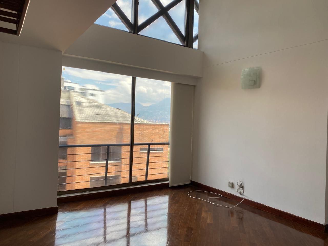 Apartamento en arriendo Antioquia Medellín Patio Bonito 54 m2 Habitaciones 1 Baños 2 Garajes 1 Precio $3750000