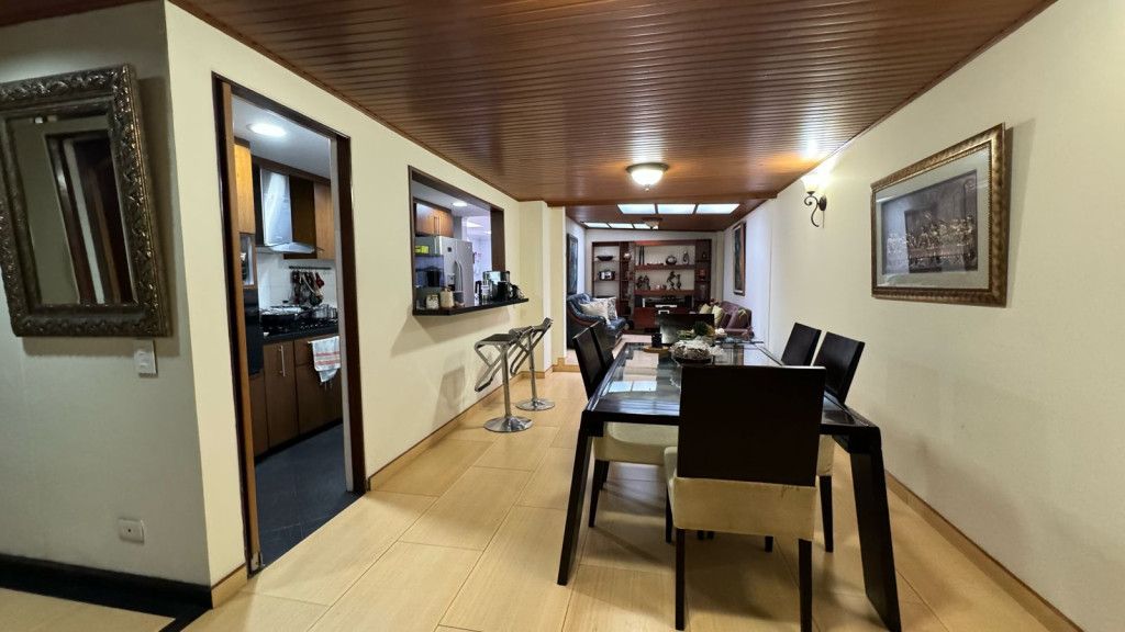 Apartamento en venta Cundinamarca Bogotá Los Cedritos 150 m2 Habitaciones 3 Baños 3 Garajes 2 Precio $670000000