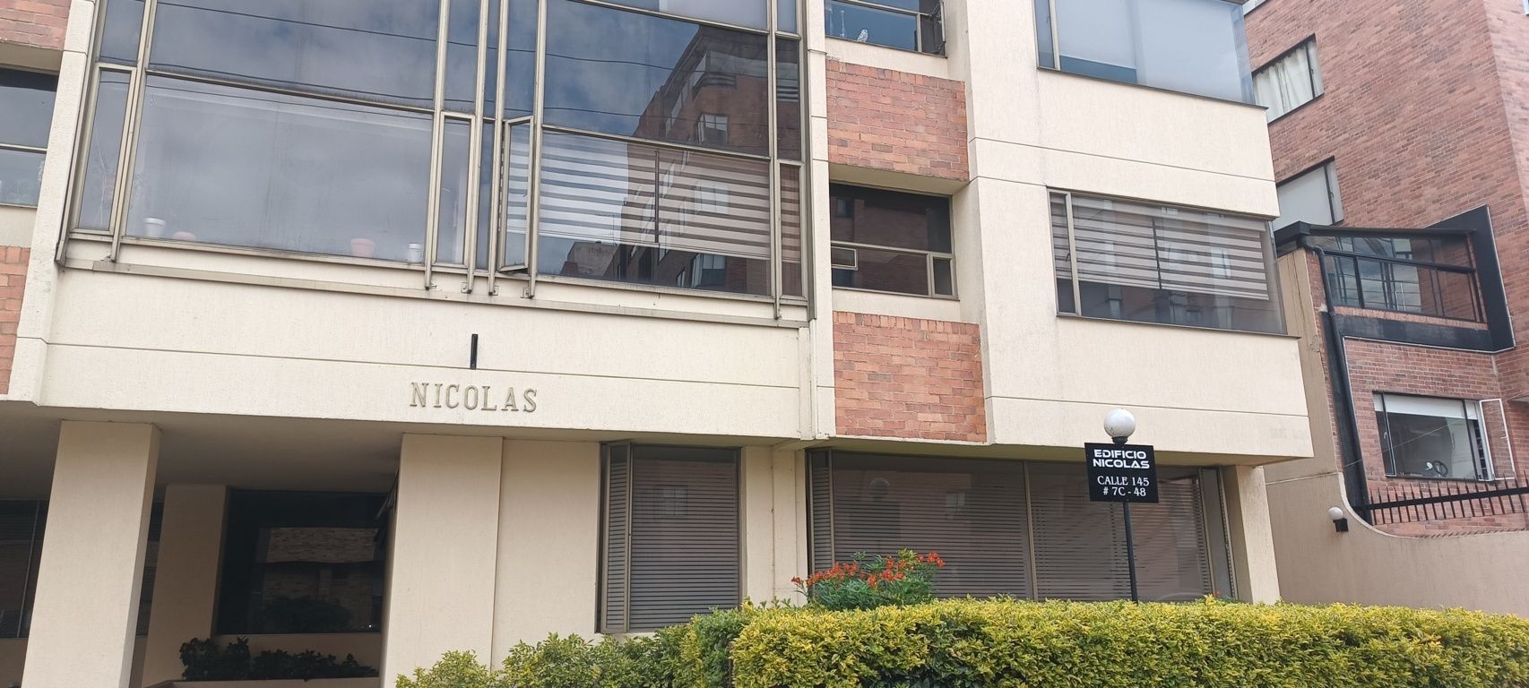 Apartaestudio en arriendo Cundinamarca Bogotá Las Acasias 40 m2 Habitaciones 1 Baños 1 Garajes 1 Precio $1700000