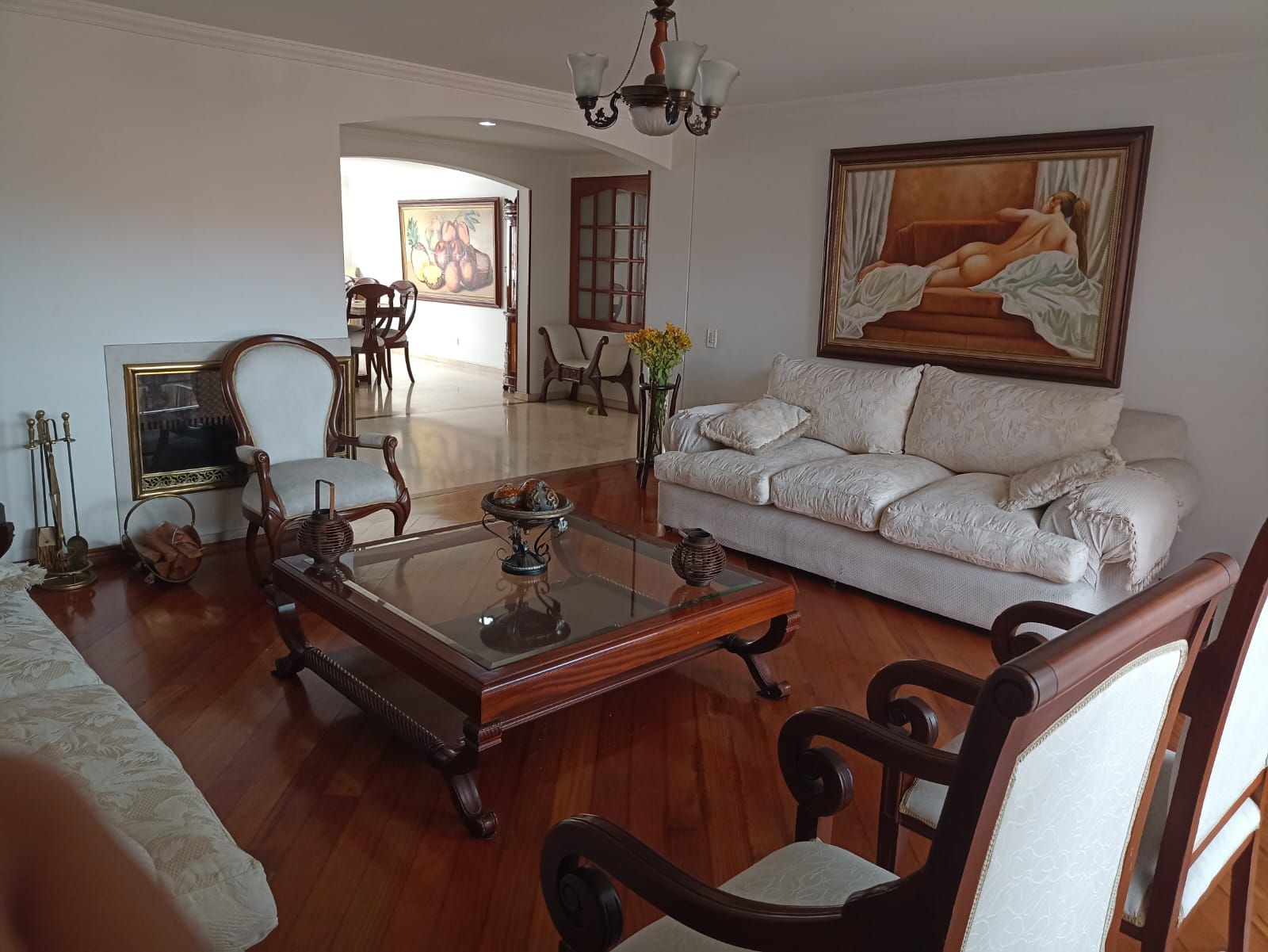 Apartamento en venta Cundinamarca Bogotá Ciudad Salitre Occidental 300 m2 Habitaciones 5 Baños 5 Garajes 3 Precio $2400000000