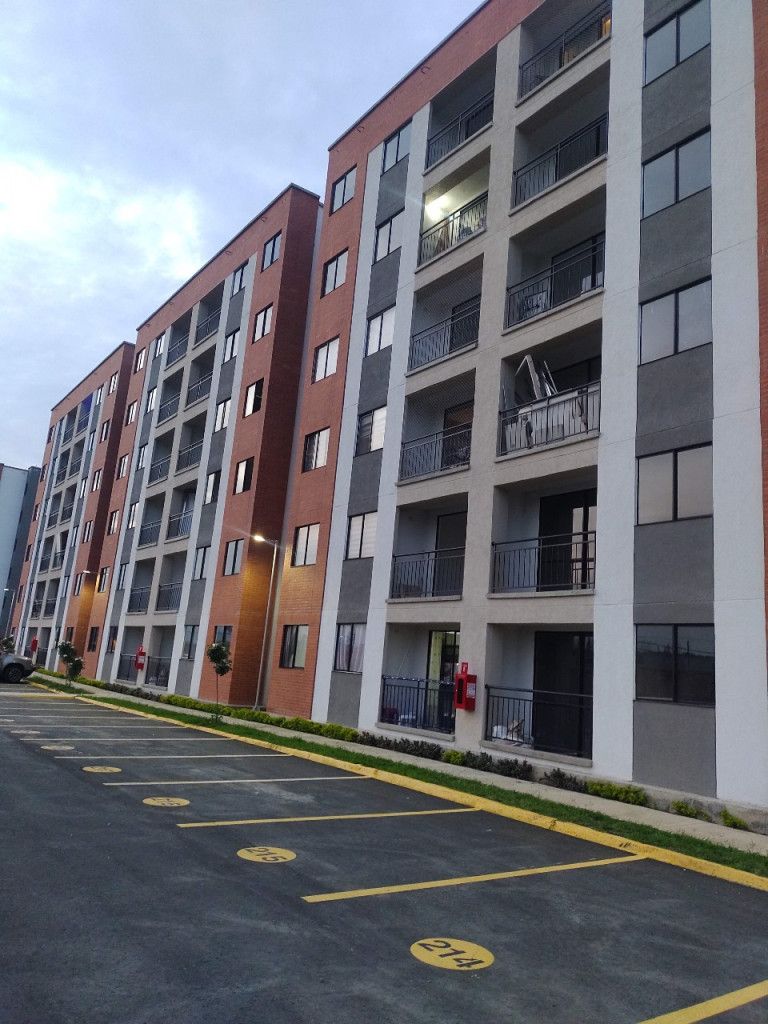 Apartamento en arriendo Valle Del Cauca Jamundí Cr Alegra 68 m2 Habitaciones 2 Baños 2 Garajes 1 Precio $1300000