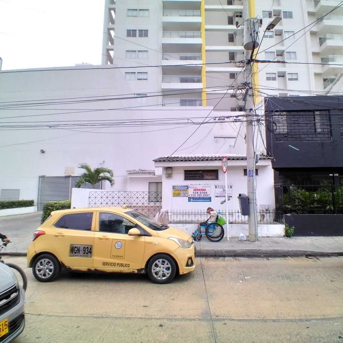 Apartamento en arriendo Bolívar Cartagena Manga 104 m2 Habitaciones 2 Baños 1 Garajes 1 Precio $3000000