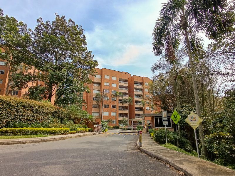 Apartaestudio en arriendo Antioquia Envigado San José 69 m2 Habitaciones 1 Baños 1 Garajes 1 Precio $3600000