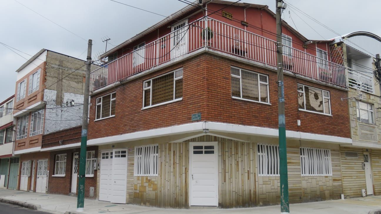 Casa en venta Cundinamarca Bogotá San Miguel 64 m2 Habitaciones 5 Baños 2 Garajes 1 Precio $600000000