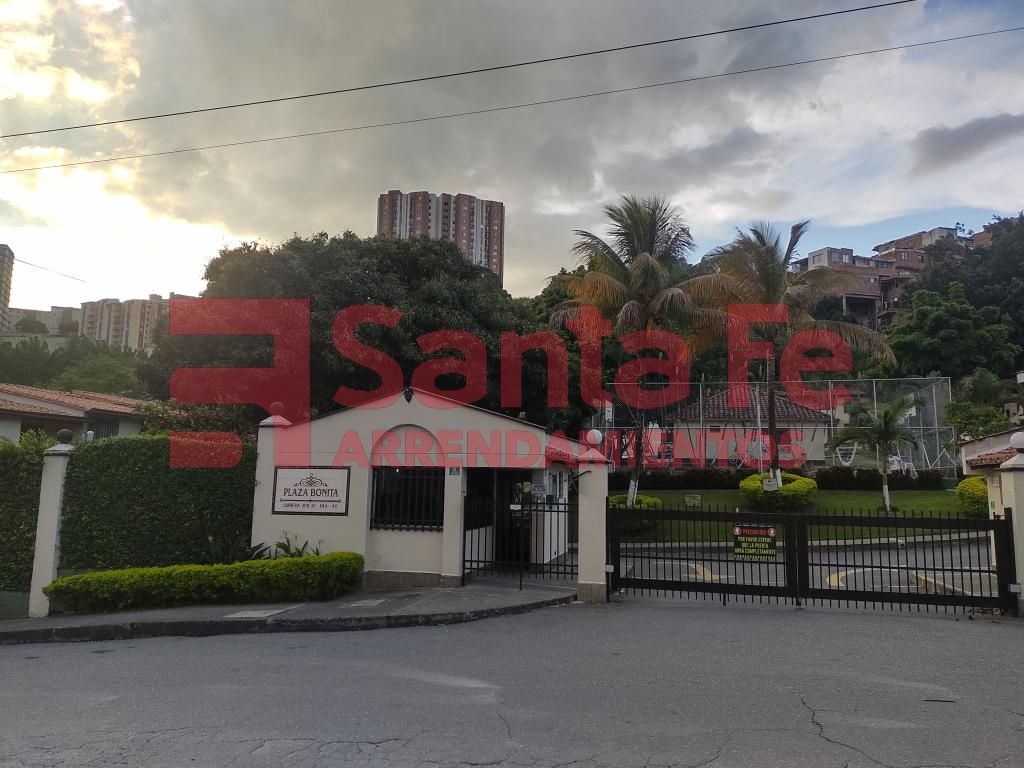 Apartamento en arriendo Antioquia Medellín La Floresta 68 m2 Habitaciones 3 Baños 2 Garajes 1 Precio $2700000