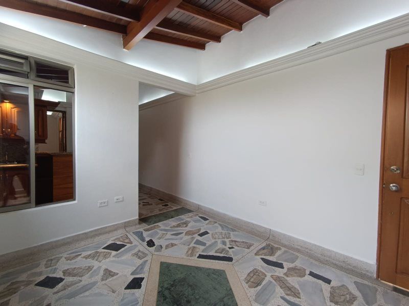 Apartaestudio en arriendo Antioquia Envigado Pontevedra 35 m2 Habitaciones 1 Baños 1 Garajes 0 Precio $2250000