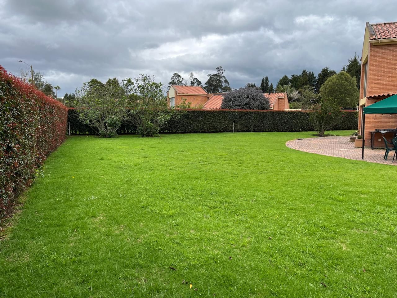 Casa en arriendo Cundinamarca Bogotá Casa Blanca 370 m2 Habitaciones 5 Baños 5 Garajes 2 Precio $9500000