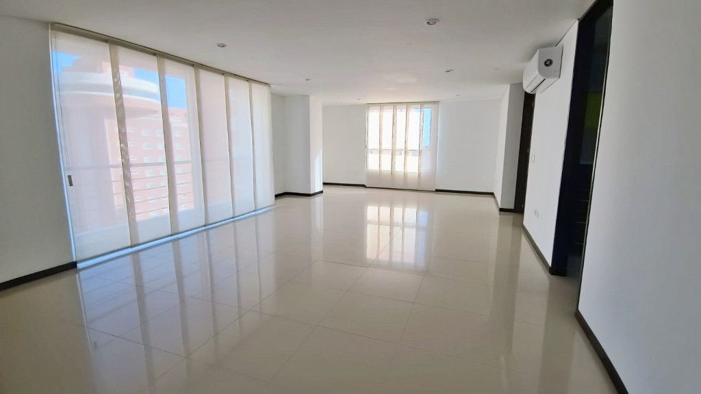 Apartamento en venta Atlántico Barranquilla Altos Del Limon 270 m2 Habitaciones 4 Baños 5 Garajes 2 Precio $1300000000