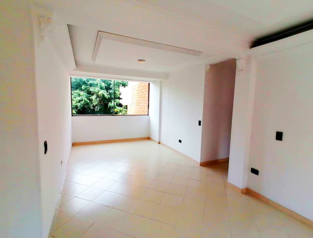 Apartamento en arriendo Antioquia Medellín El Castillo 80 m2 Habitaciones 3 Baños 2 Garajes 1 Precio $3300000