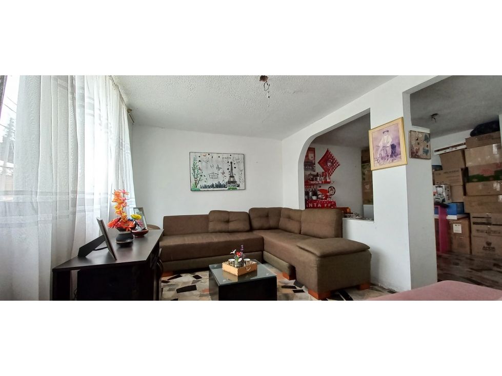 Casa en venta Cundinamarca Bogotá Ciudad Jardín Norte 320 m2 Habitaciones 11 Baños 4 Garajes 1 Precio $900000000