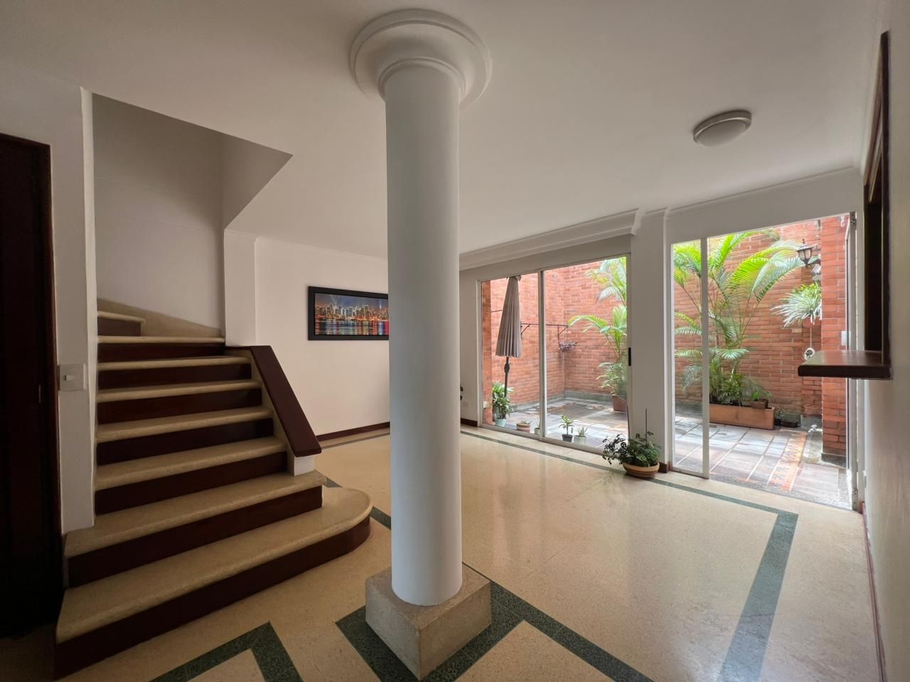 Casa en venta Antioquia Envigado Loma Del Atravesado 186 m2 Habitaciones 4 Baños 3 Garajes 2 Precio $940000000