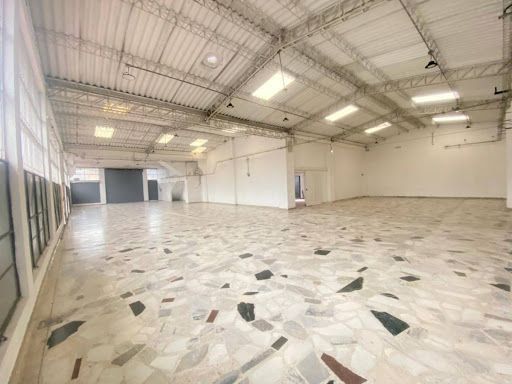 Local en arriendo Cundinamarca Bogotá Ciudad Jardín Sur 400 m2 Habitaciones 0 Baños 0 Garajes 0 Precio $17499000