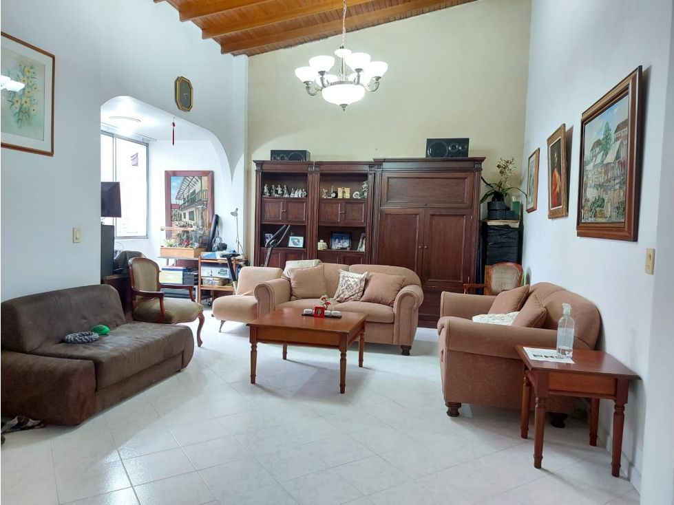 Apartamento en venta Antioquia Medellín Los Conquistadores 146 m2 Habitaciones 3 Baños 2 Garajes 1 Precio $550000000