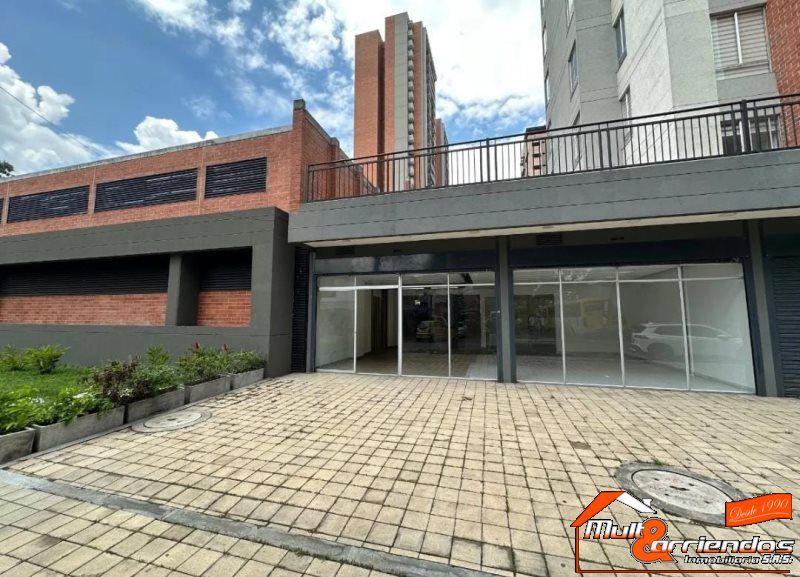 Local en arriendo Antioquia Medellín Cuarta Brigada 100 m2 Habitaciones 0 Baños 1 Garajes 0 Precio $6500000