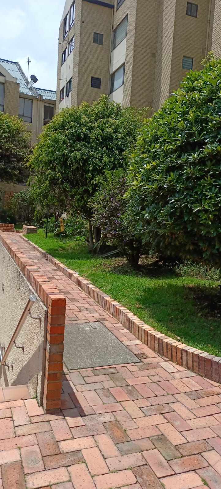 Apartamento en venta Cundinamarca Bogotá Santa Barbara Central - Edif Plus Centro Dos 94 m2 Habitaciones 3 Baños 2 Garajes 1 Precio $500000000