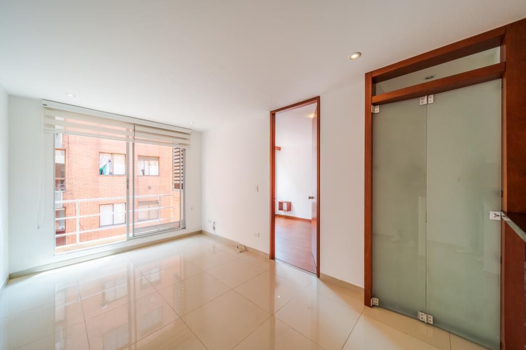 Apartaestudio en arriendo Cundinamarca Bogotá Prados De La Calleja 35 m2 Habitaciones 1 Baños 1 Garajes 2 Precio $2381000