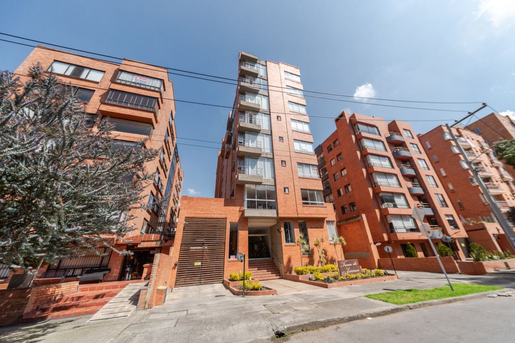 Apartaestudio en arriendo Cundinamarca Bogotá Prados De La Calleja 35 m2 Habitaciones 1 Baños 1 Garajes 2 Precio $2381000