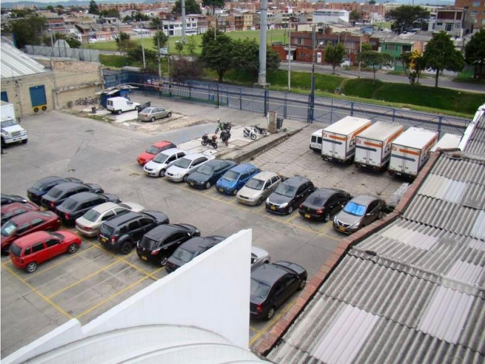 Lote en venta Cundinamarca Bogotá Florida Blanca 3360 m2 Habitaciones 0 Baños 0 Garajes 29 Precio $13500000000