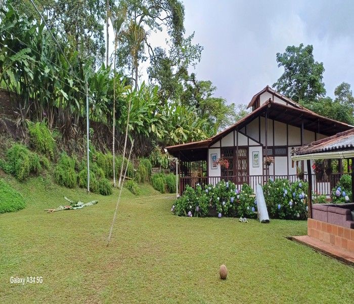 Casa en venta Valle Del Cauca La Cumbre La Cumbre 480 m2 Habitaciones 7 Baños 3 Garajes 10 Precio $383000000