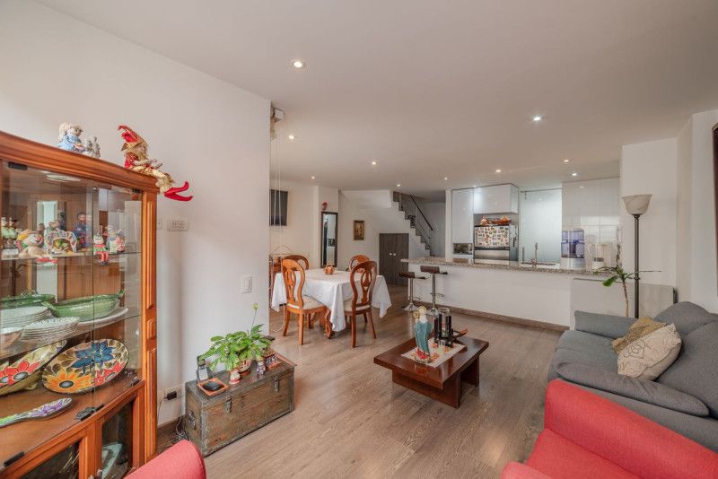 Apartamento en venta Cundinamarca Bogotá Los Cedros 108 m2 Habitaciones 2 Baños 3 Garajes 2 Precio $748000000