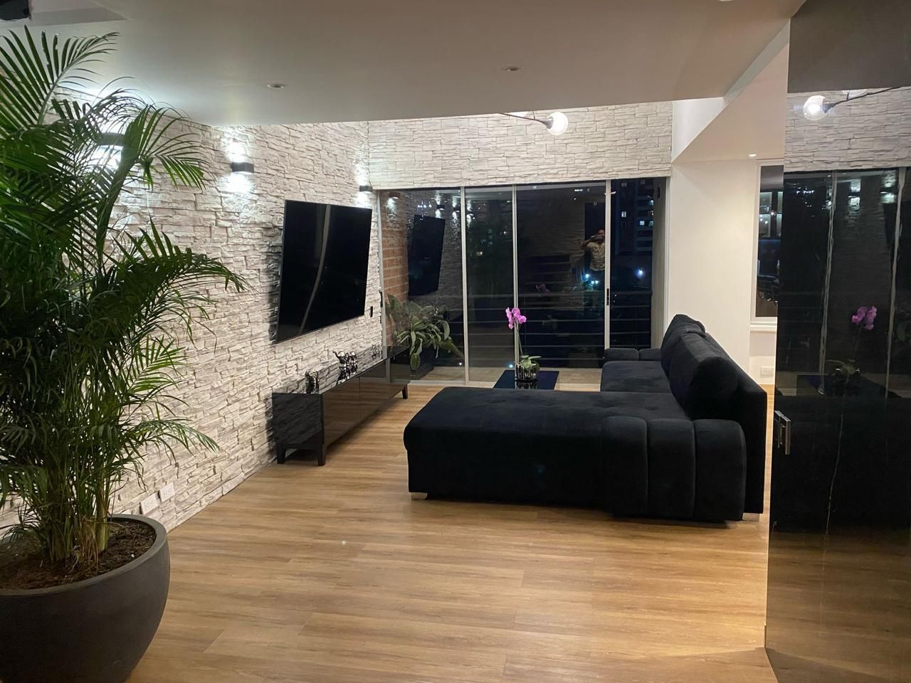 Apartamento en venta Antioquia Medellín La Florida 175 m2 Habitaciones 2 Baños 3 Garajes 2 Precio $2200000000