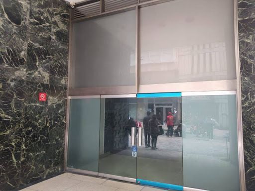 Local en arriendo Cundinamarca Bogotá Santa Barbara 300 m2 Habitaciones 0 Baños 1 Garajes 0 Precio $18900000