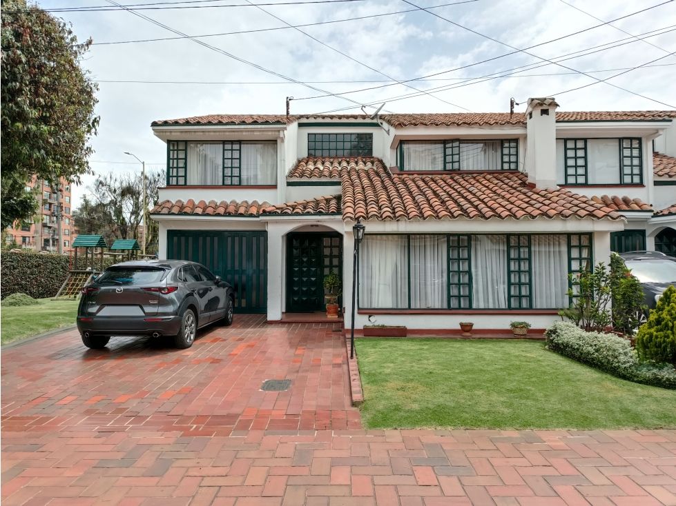 Casa en venta Cundinamarca Bogotá Cr El Bosque 264 m2 Habitaciones 5 Baños 5 Garajes 1 Precio $1350000000