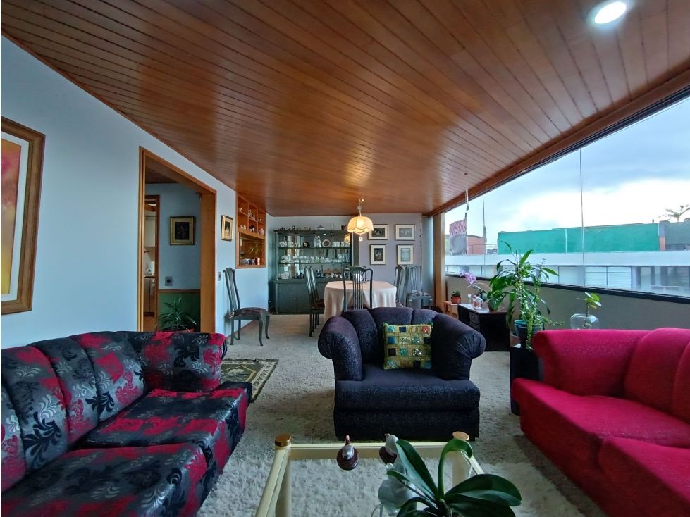 Apartamento en arriendo o venta Cundinamarca Bogotá Santa Barbara Central - Edif Atlantis 168 m2 Habitaciones 3 Baños 3 Garajes 2 Precio venta $1200000000 Precio arriendo $7400000