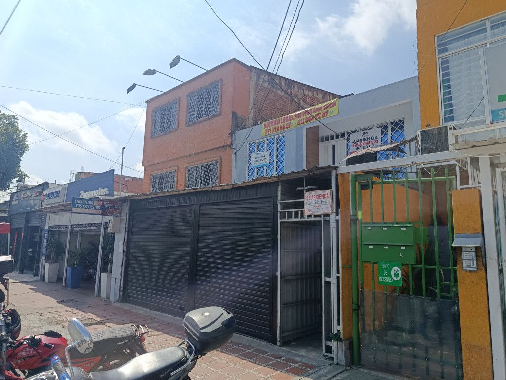 Local en arriendo Valle Del Cauca Cali Sector Transito Municipal 132 m2 Habitaciones 0 Baños 2 Garajes 0 Precio $1950000