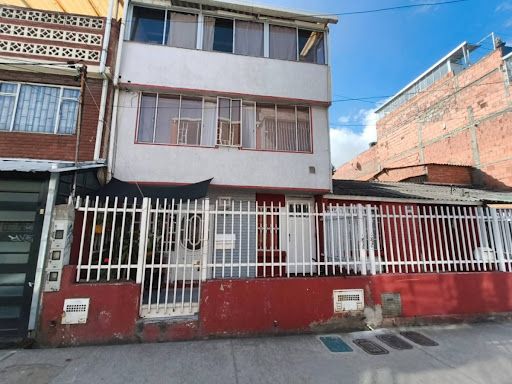Apartamento en arriendo Cundinamarca Bogotá San Pablo 77 m2 Habitaciones 3 Baños 1 Garajes 0 Precio $950000