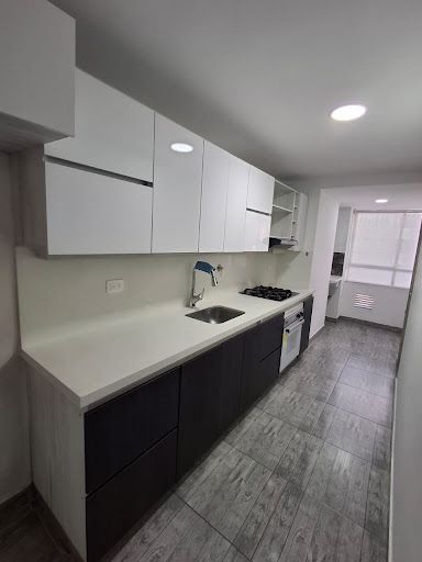 Apartamento en venta Antioquia Medellín La Castellana 104 m2 Habitaciones 3 Baños 3 Garajes 2 Precio $640000000