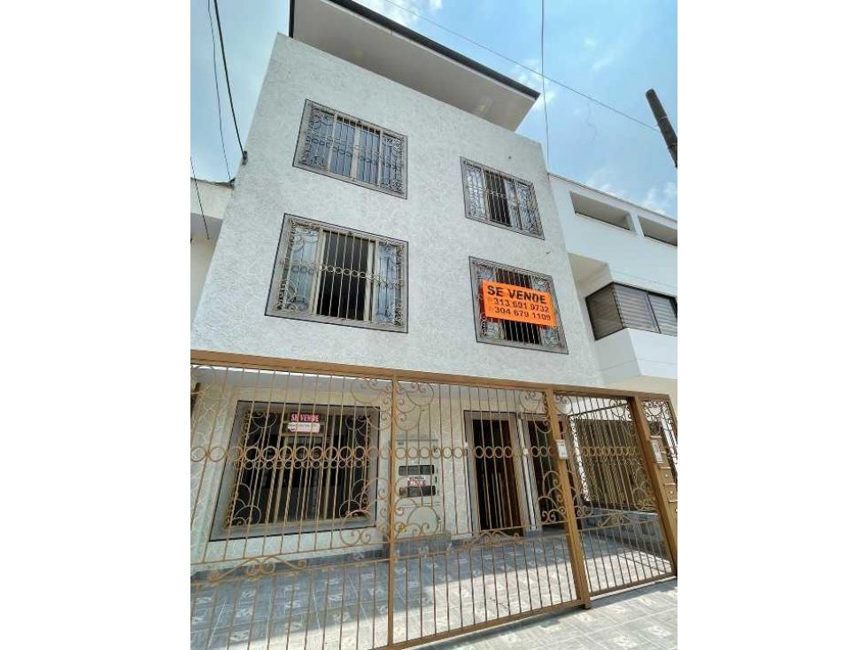 Edificio en venta Valle Del Cauca Palmira Las Flores 421 m2 Habitaciones 12 Baños 8 Garajes 1 Precio $1200000000