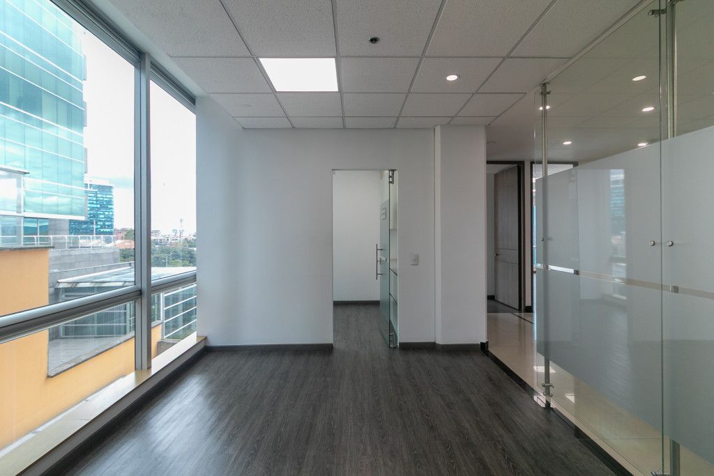 Oficina en arriendo Cundinamarca Bogotá Santa Ana Occidental 143 m2 Habitaciones 0 Baños 1 Garajes 2 Precio $15910979