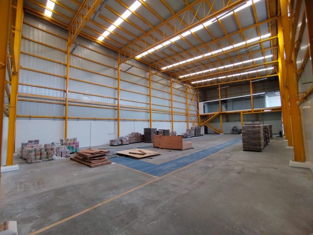 Bodega en arriendo Risaralda Dosquebradas Bombay 940 m2 Habitaciones 0 Baños 3 Garajes 6 Precio $22560000