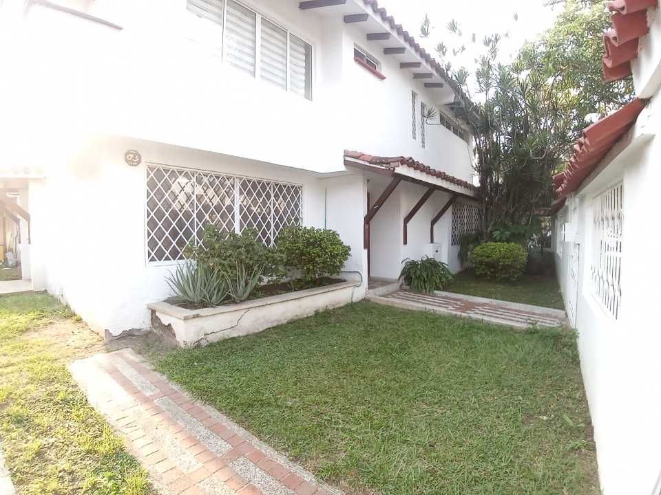 Casa en venta Valle Del Cauca Cali San Pascual 450 m2 Habitaciones 5 Baños 4 Garajes 2 Precio $730000000