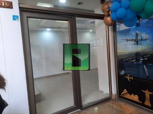 Local en arriendo Antioquia Medellín La Candelaria 30 m2 Habitaciones 0 Baños 1 Garajes 0 Precio $2400000