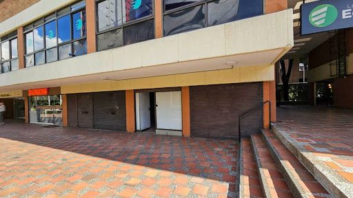 Local en arriendo Antioquia Medellín Urbanizacion Suramericana 194 m2 Habitaciones 0 Baños 3 Garajes 0 Precio $6796300
