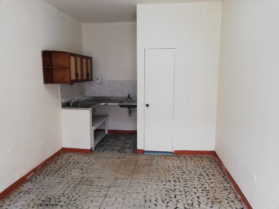 Apartaestudio en arriendo Antioquia Medellín Miravalle 25 m2 Habitaciones 1 Baños 1 Garajes 0 Precio $950000