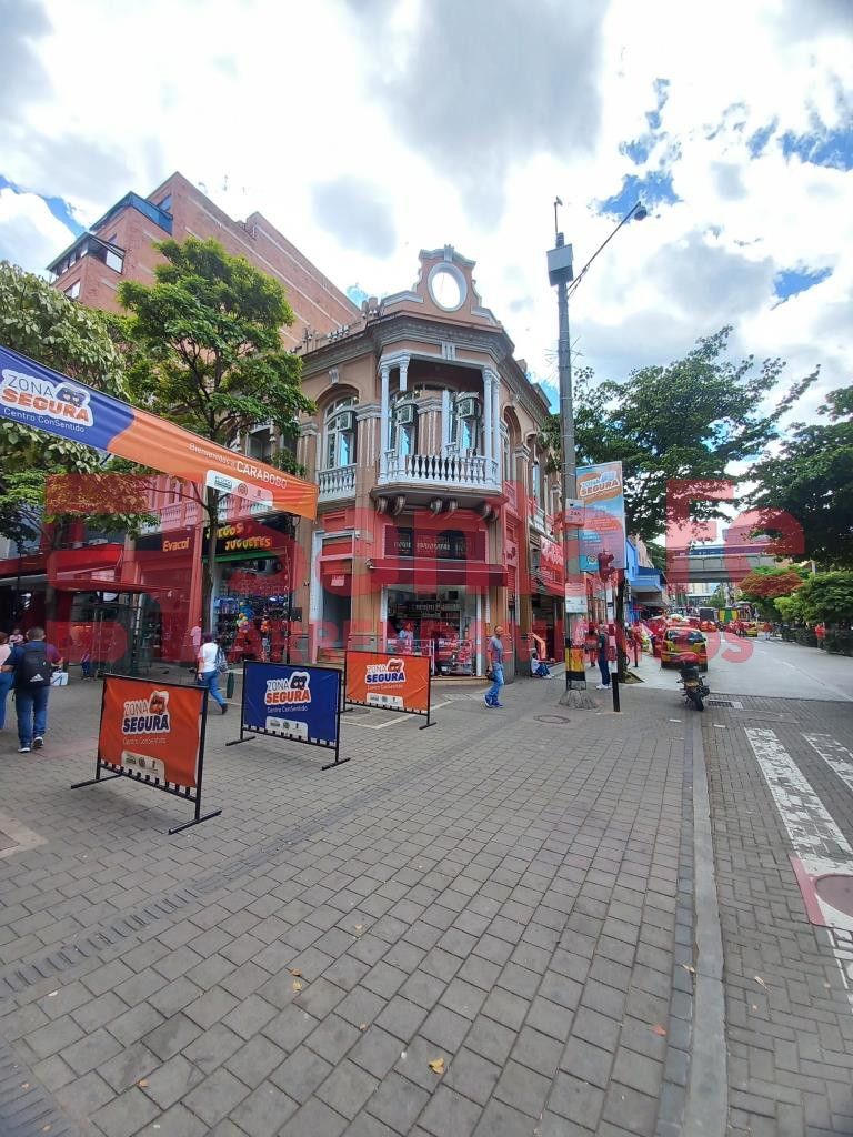 Local en arriendo Antioquia Medellín Guayaquil 75 m2 Habitaciones 0 Baños 0 Garajes 0 Precio $2800000