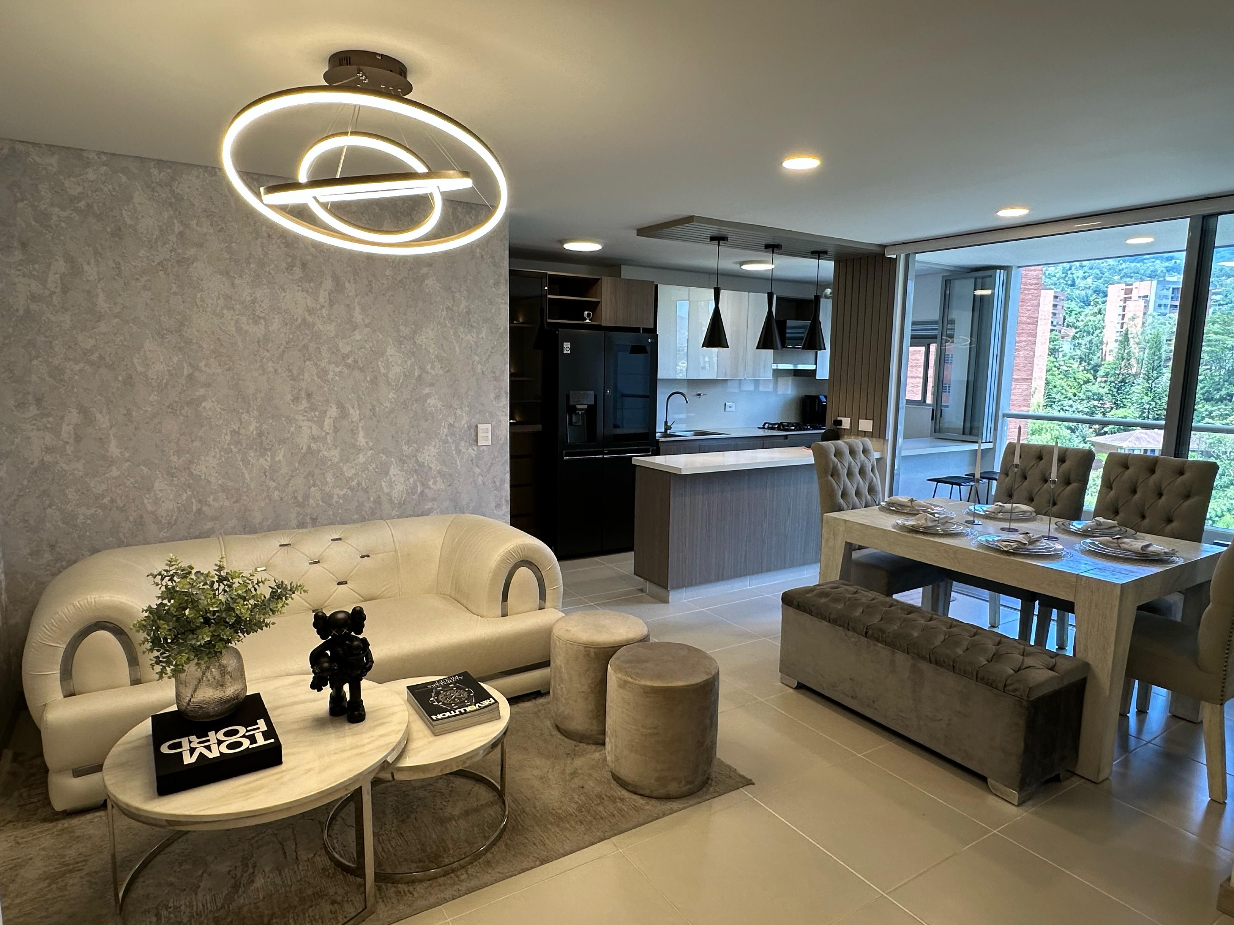 Apartamento en venta Antioquia Envigado El Esmeraldal 94 m2 Habitaciones 3 Baños 3 Garajes 2 Precio $900000000