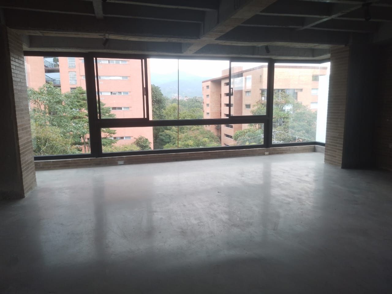 Oficina en arriendo Antioquia Medellín San Lucas 70 m2 Habitaciones 0 Baños 1 Garajes 0 Precio $4000000
