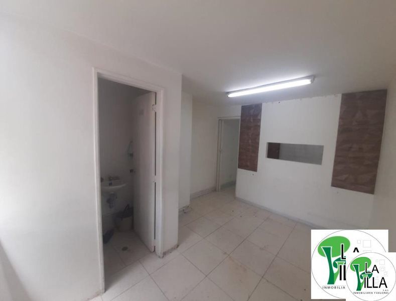 Oficina en arriendo Antioquia Medellín La America 25 m2 Habitaciones 0 Baños 1 Garajes 0 Precio $1000000