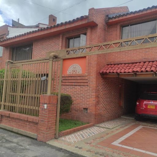 Casa en venta Cundinamarca Bogotá Mónaco 506 m2 Habitaciones 6 Baños 8 Garajes 4 Precio $2000000000